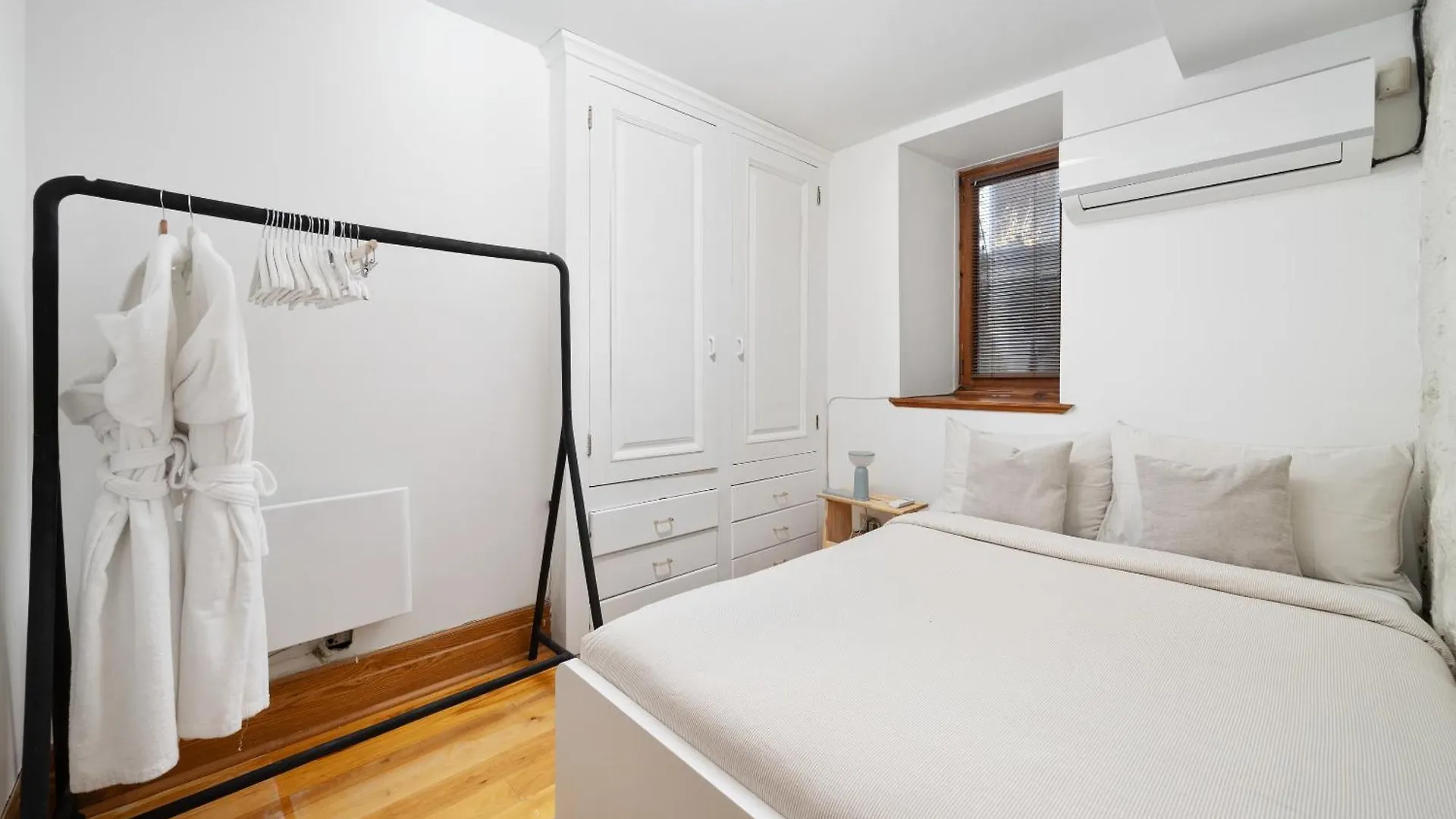Modern, Cozy Apartment In Heart Of Mont Royal Montréal 0*,